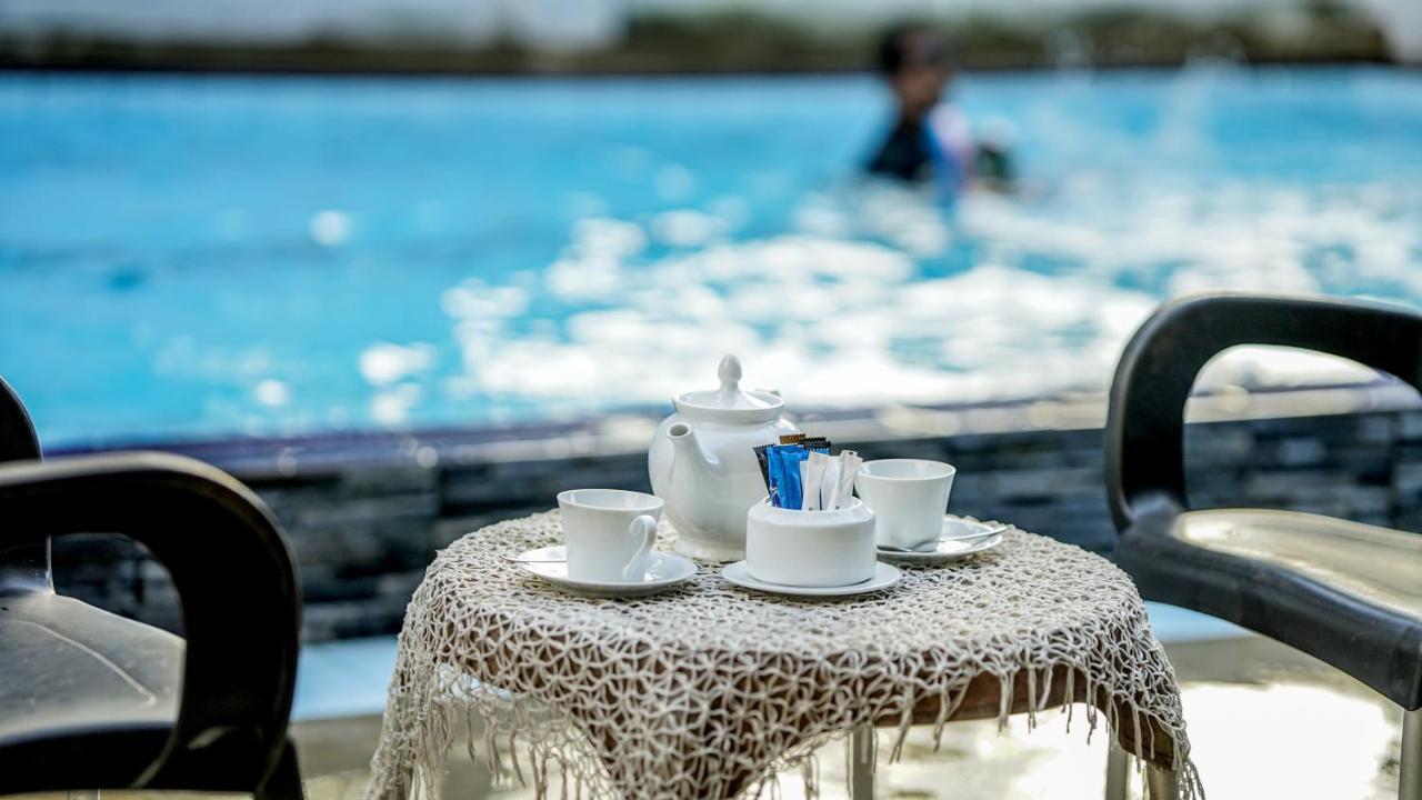 Kutumbaya Apartment Anuradhapura Ngoại thất bức ảnh