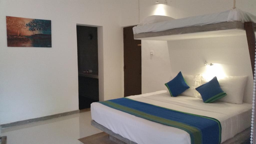 Kutumbaya Apartment Anuradhapura Ngoại thất bức ảnh